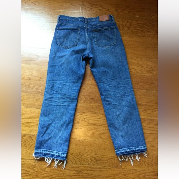 J. Crew Vintage Crop Jeans in Rhodes Medium Wash Frayed Distressed Size 31 - Picture 4 of 11